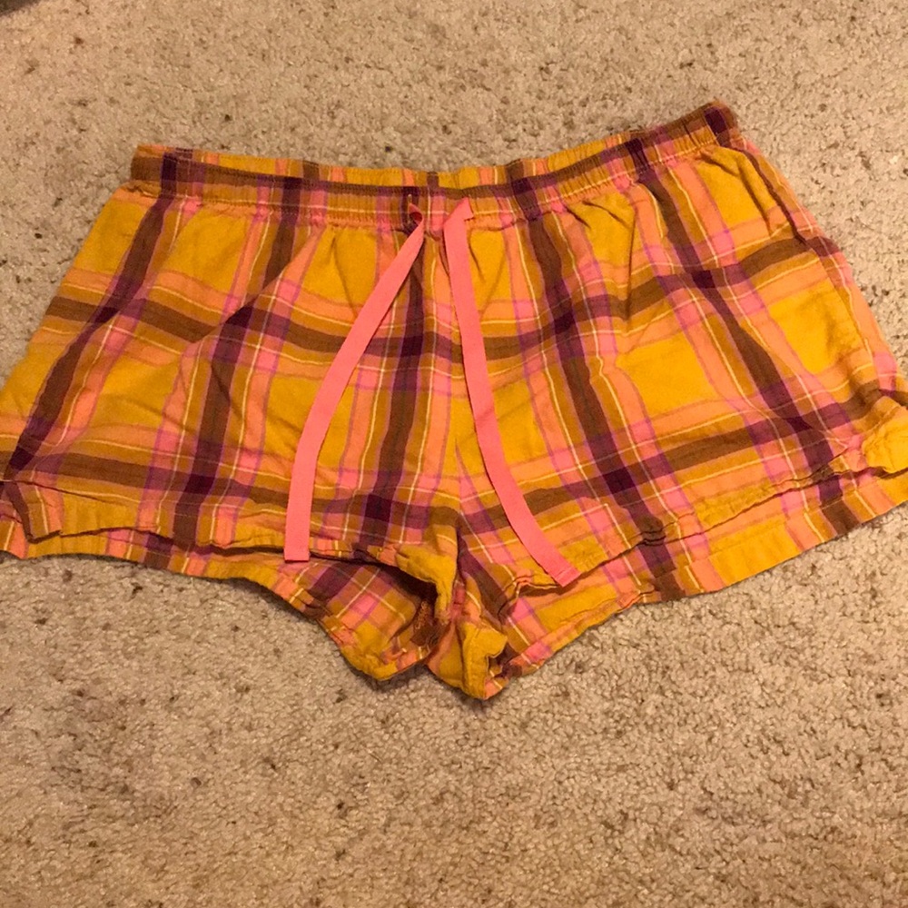 Plaid Old Navy pajama shorts